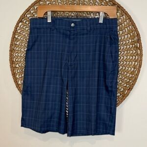 Callaway mens navy blue and green golf shorts size 30